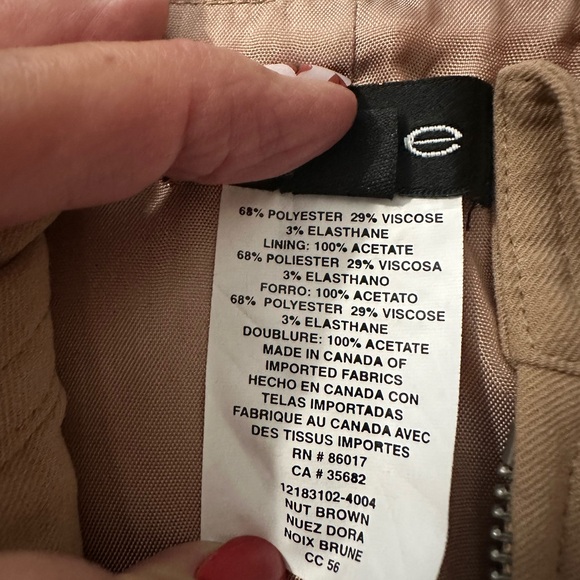 EUC 1990’s Vintage BeBe 2 piece Suit. Beautiful camel color.Size 6/8 - Picture 6 of 16